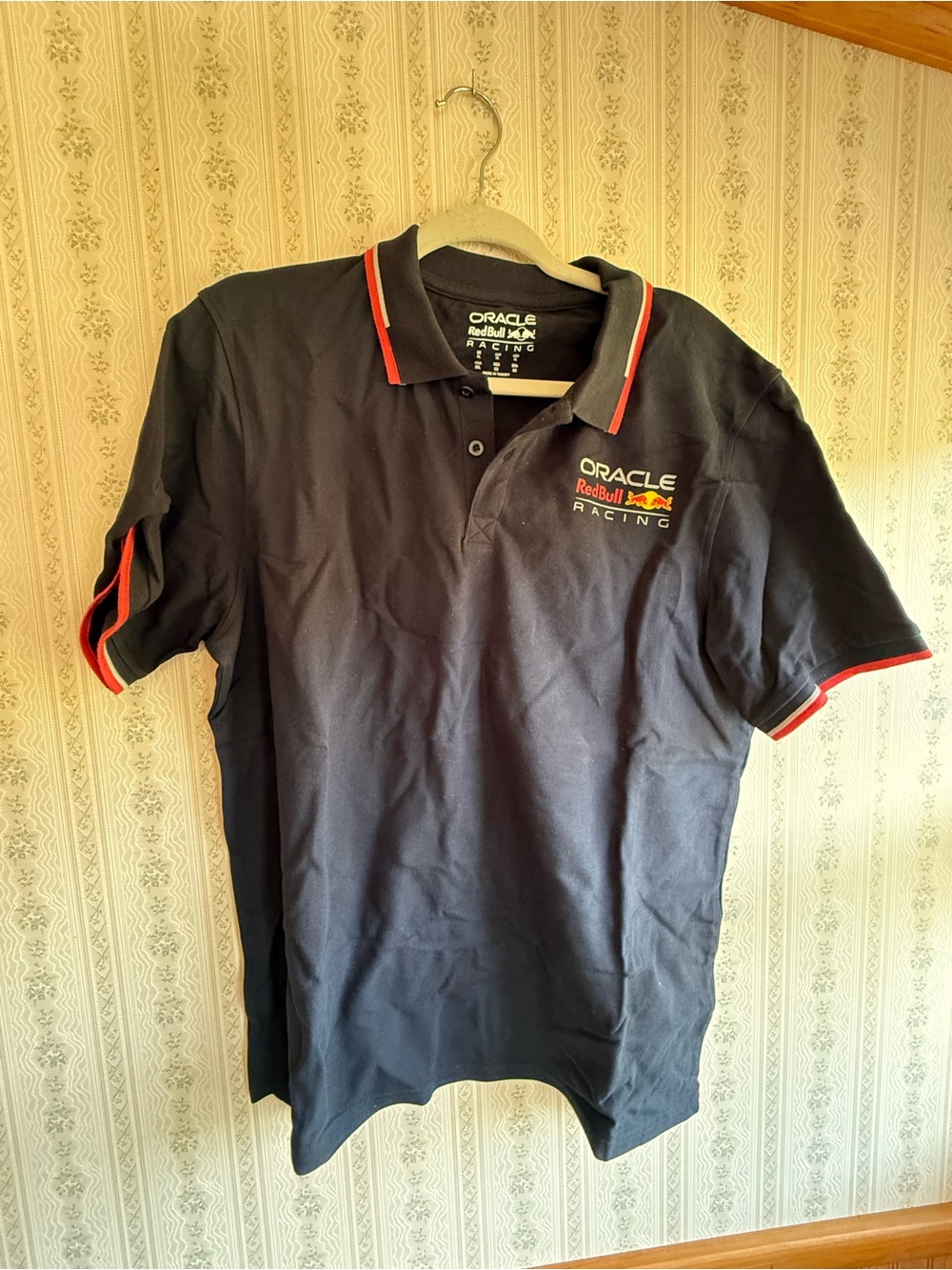 Oracle Red Bull Racing x Castore Core Polo 

Night Sky, XL, NWT unisex sizing